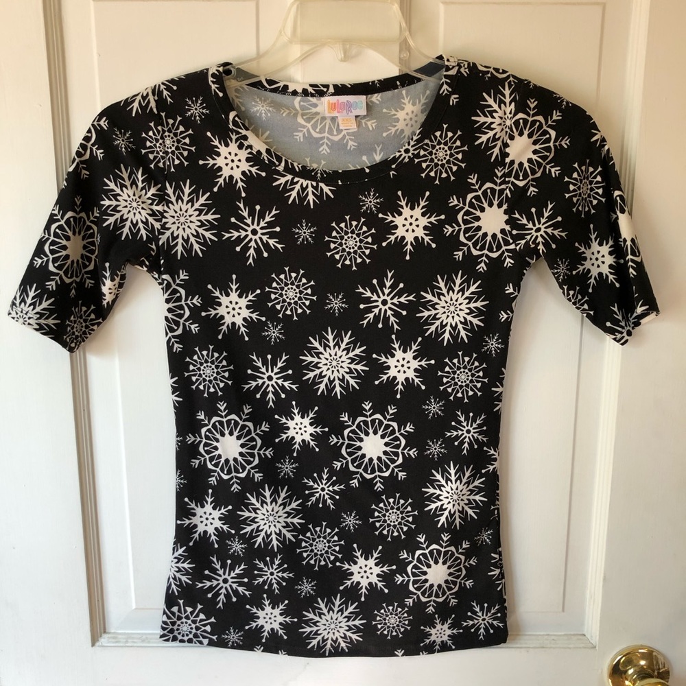 LuLaRoe Snowflake Top - Picture 13 of 13